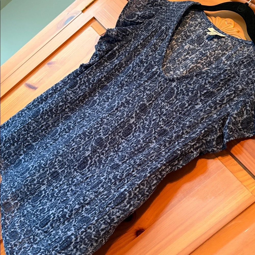 🌟HP🌟Style & Co. Gauze Flutter Sleeve Top - Picture 4 of 8